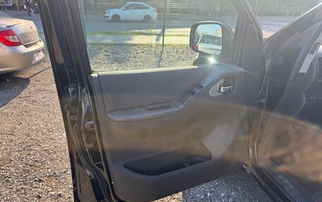 Nissan Navara (Frontier), 2011 год, 1 300 000 рублей, 12 фотография