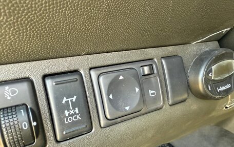 Nissan Navara (Frontier), 2011 год, 1 300 000 рублей, 15 фотография