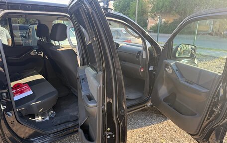Nissan Navara (Frontier), 2011 год, 1 300 000 рублей, 20 фотография