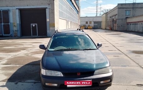Honda Accord VII рестайлинг, 1996 год, 280 000 рублей, 3 фотография