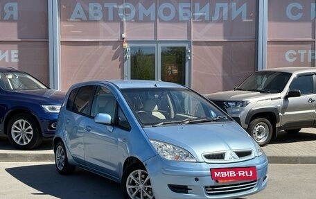 Mitsubishi Colt VI рестайлинг, 2003 год, 330 000 рублей, 3 фотография