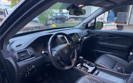Honda Pilot III рестайлинг, 2018 год, 3 150 000 рублей, 15 фотография