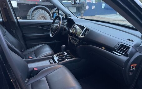 Honda Pilot III рестайлинг, 2018 год, 3 150 000 рублей, 19 фотография