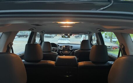 Honda Pilot III рестайлинг, 2018 год, 3 150 000 рублей, 24 фотография