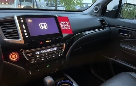 Honda Pilot III рестайлинг, 2018 год, 3 150 000 рублей, 29 фотография