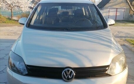 Volkswagen Golf Plus II, 2009 год, 650 000 рублей, 2 фотография