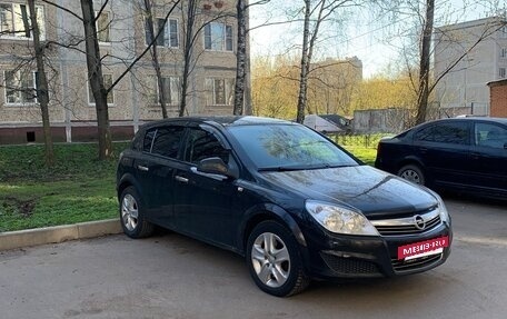 Opel Astra H, 2012 год, 680 000 рублей, 2 фотография
