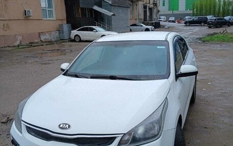 KIA Rio IV, 2017 год, 830 000 рублей, 4 фотография