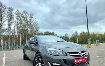 Opel Astra J, 2012 год, 800 000 рублей, 1 фотография