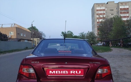 Daewoo Nexia I рестайлинг, 2010 год, 310 000 рублей, 2 фотография