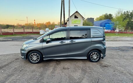 Honda Freed I, 2012 год, 1 270 000 рублей, 30 фотография