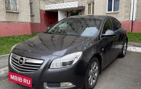 Opel Insignia II рестайлинг, 2011 год, 640 000 рублей, 3 фотография