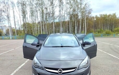Opel Astra J, 2012 год, 800 000 рублей, 2 фотография