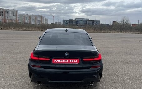 BMW 3 серия, 2019 год, 3 600 000 рублей, 10 фотография