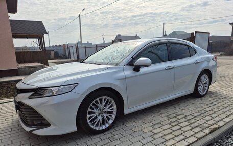 Toyota Camry, 2018 год, 2 980 000 рублей, 1 фотография