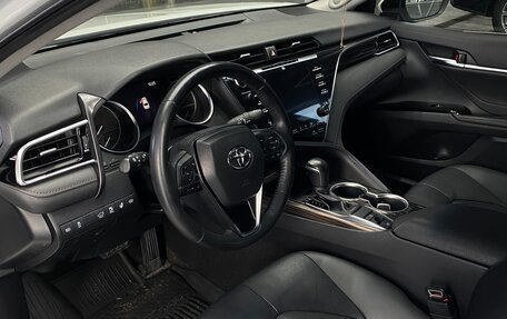 Toyota Camry, 2020 год, 3 420 000 рублей, 15 фотография