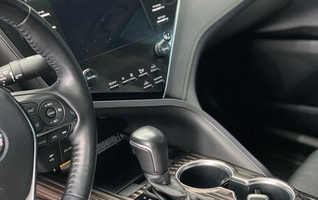 Toyota Camry, 2020 год, 3 420 000 рублей, 12 фотография