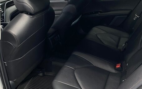 Toyota Camry, 2020 год, 3 420 000 рублей, 14 фотография