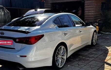 Infiniti Q50 I рестайлинг, 2017 год, 2 650 000 рублей, 13 фотография