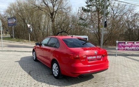 Volkswagen Jetta VI, 2013 год, 1 500 000 рублей, 4 фотография