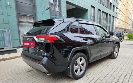 Toyota RAV4, 2021 год, 3 549 000 рублей, 7 фотография