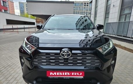 Toyota RAV4, 2021 год, 3 549 000 рублей, 3 фотография