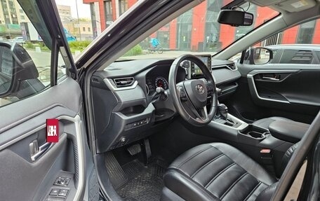 Toyota RAV4, 2021 год, 3 549 000 рублей, 13 фотография