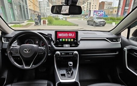 Toyota RAV4, 2021 год, 3 549 000 рублей, 14 фотография