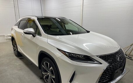 Lexus RX IV рестайлинг, 2019 год, 4 300 000 рублей, 3 фотография