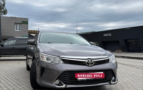 Toyota Camry, 2016 год, 1 800 000 рублей, 10 фотография