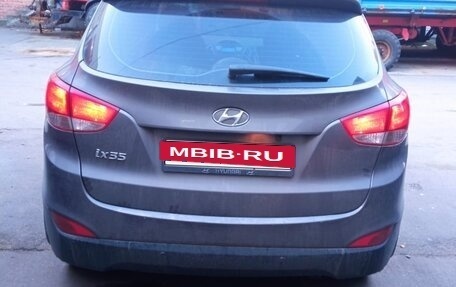 Hyundai ix35 I рестайлинг, 2015 год, 1 095 000 рублей, 3 фотография