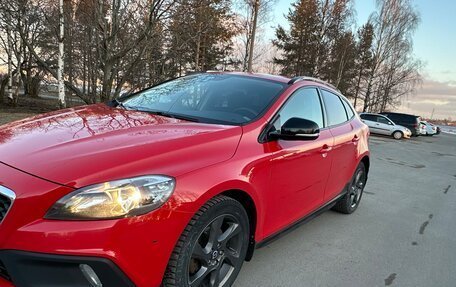 Volvo V40 II рестайлинг, 2014 год, 1 800 000 рублей, 2 фотография