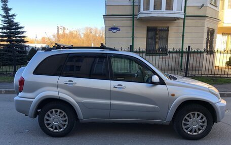 Toyota RAV4, 2001 год, 600 000 рублей, 6 фотография