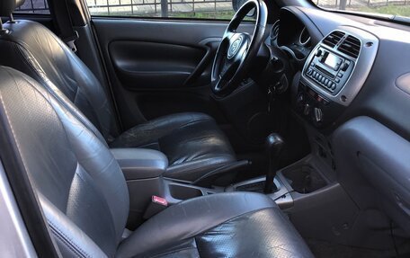 Toyota RAV4, 2001 год, 600 000 рублей, 7 фотография