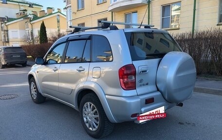 Toyota RAV4, 2001 год, 600 000 рублей, 4 фотография