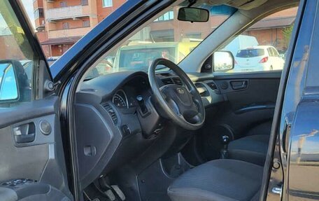 KIA Sportage II, 2010 год, 680 000 рублей, 19 фотография