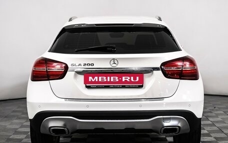 Mercedes-Benz GLA, 2018 год, 3 150 000 рублей, 6 фотография
