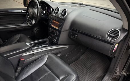 Mercedes-Benz GL-Класс, 2011 год, 2 145 000 рублей, 32 фотография