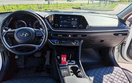 Hyundai Sonata VIII, 2021 год, 2 400 000 рублей, 4 фотография