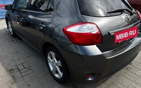 Toyota Auris II, 2010 год, 800 000 рублей, 4 фотография