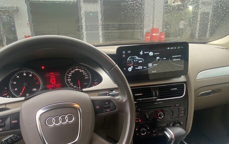 Audi A4, 2010 год, 1 020 000 рублей, 10 фотография