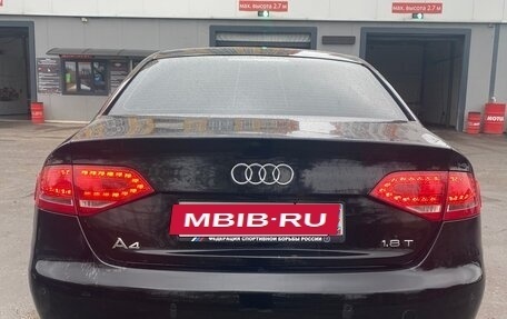 Audi A4, 2010 год, 1 020 000 рублей, 4 фотография