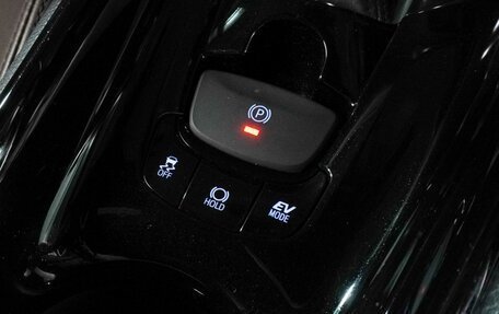 Toyota C-HR I рестайлинг, 2018 год, 2 399 000 рублей, 22 фотография