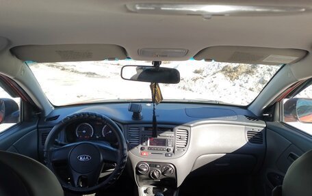 KIA Rio II, 2010 год, 745 000 рублей, 24 фотография
