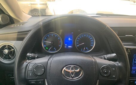 Toyota Corolla, 2018 год, 2 100 000 рублей, 11 фотография
