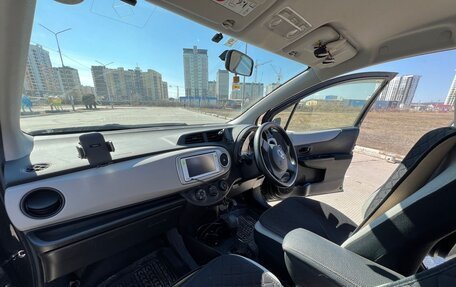 Toyota Vitz, 2013 год, 900 000 рублей, 6 фотография