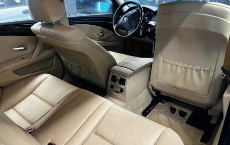 BMW 5 серия, 2007 год, 2 000 000 рублей, 24 фотография