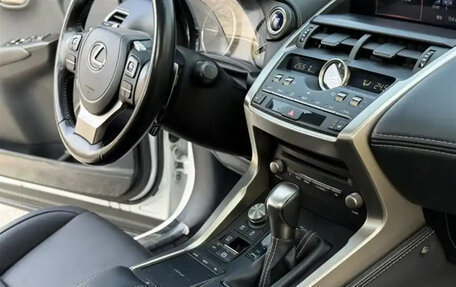 Lexus NX I, 2021 год, 3 300 000 рублей, 8 фотография