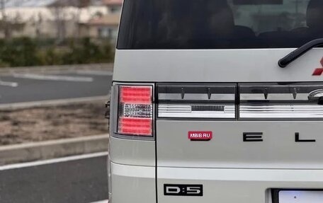 Mitsubishi Delica D:5 I, 2018 год, 2 156 000 рублей, 7 фотография
