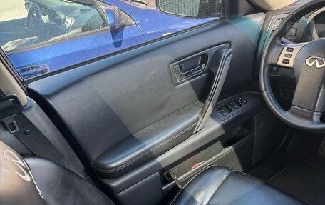 Infiniti FX I, 2004 год, 920 000 рублей, 12 фотография